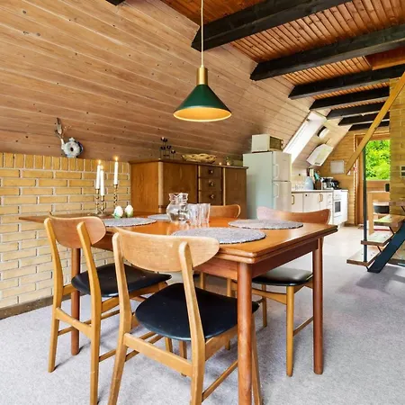 Holiday home Tine - 600m From The Sea By Interhome *